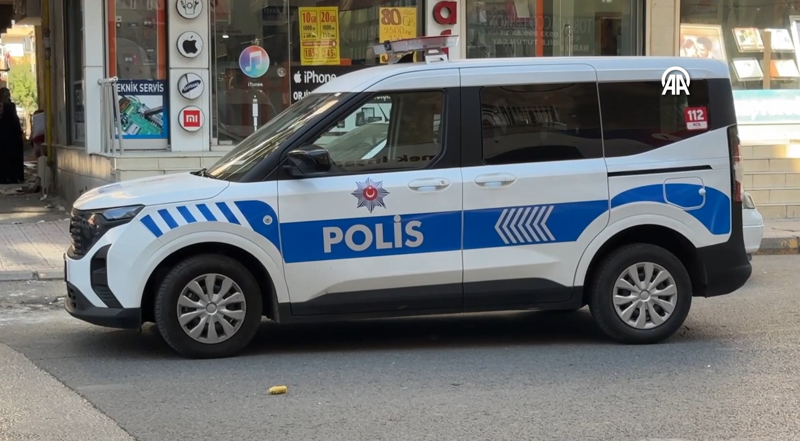 polis.jpg