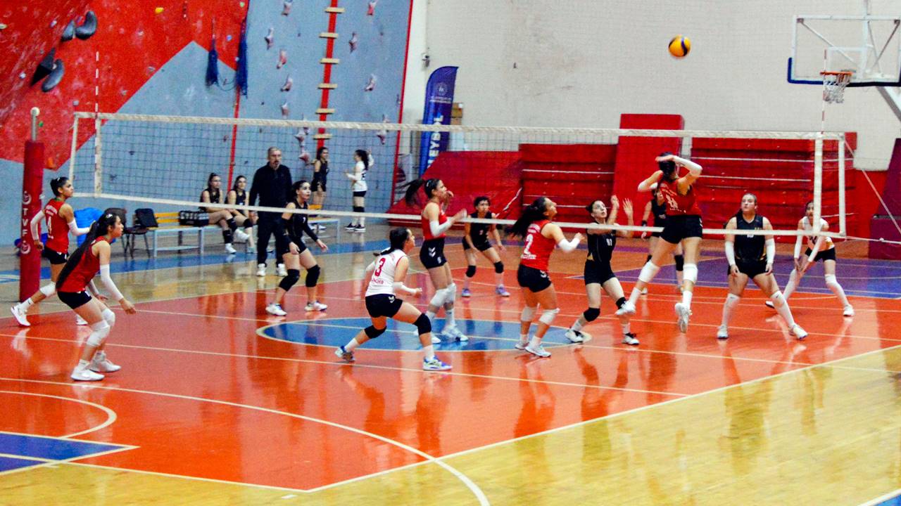 kadin-takim-voleybul.jpg