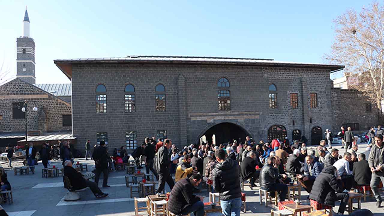 diyarbakir-detay.jpg