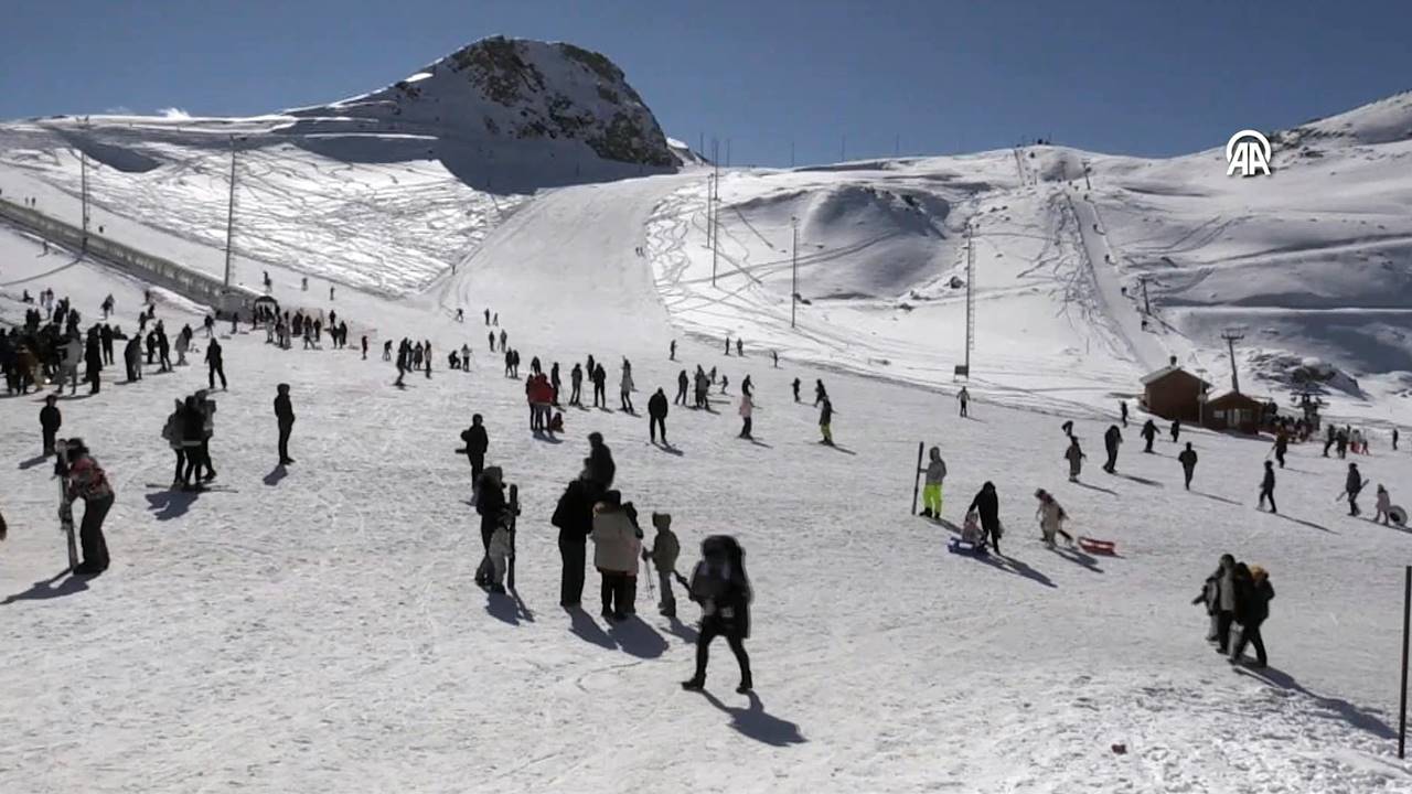 hakkari-kayak-merkezi-001.jpg