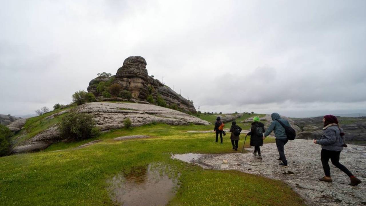 kefrun-kalesi-kulp-diyarbakir.jpg