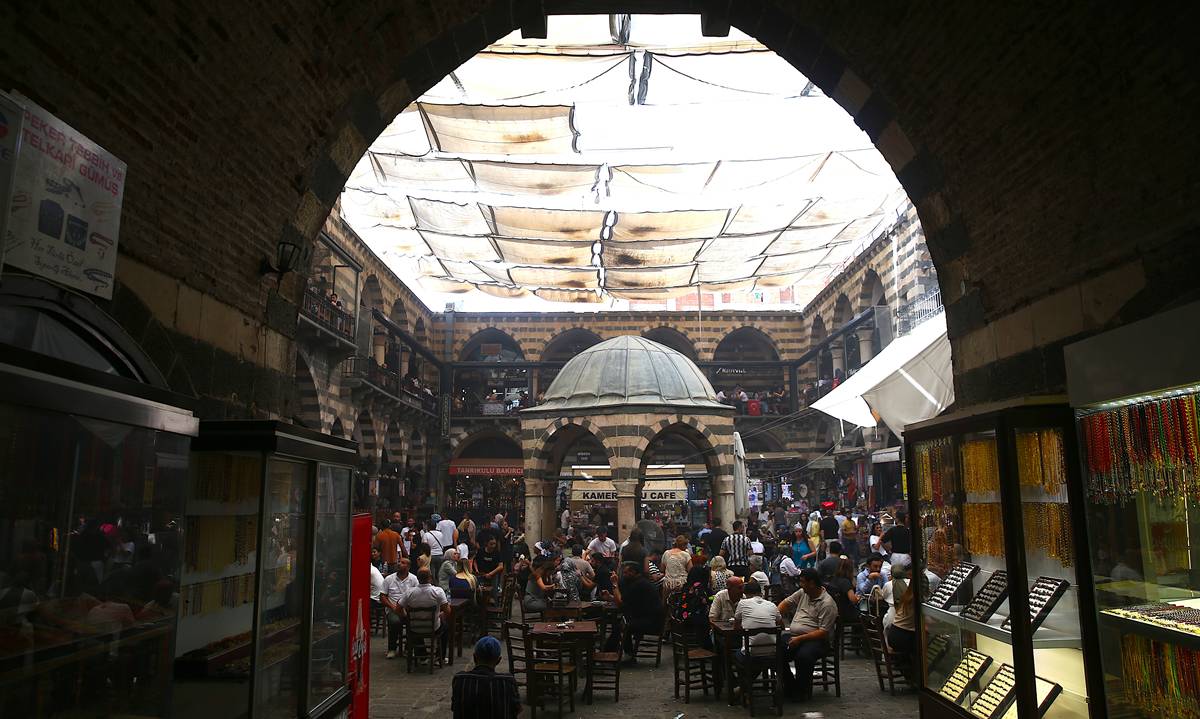bayram-3.jpg