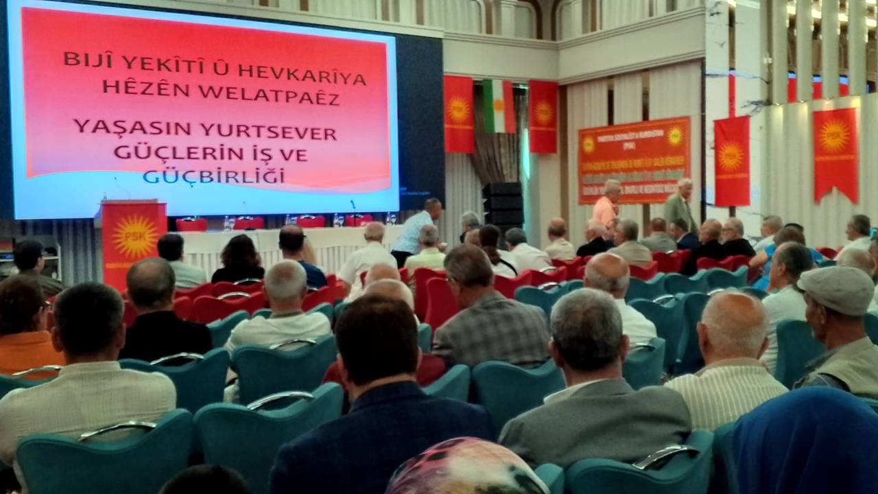 kongre-kurt55.jpg