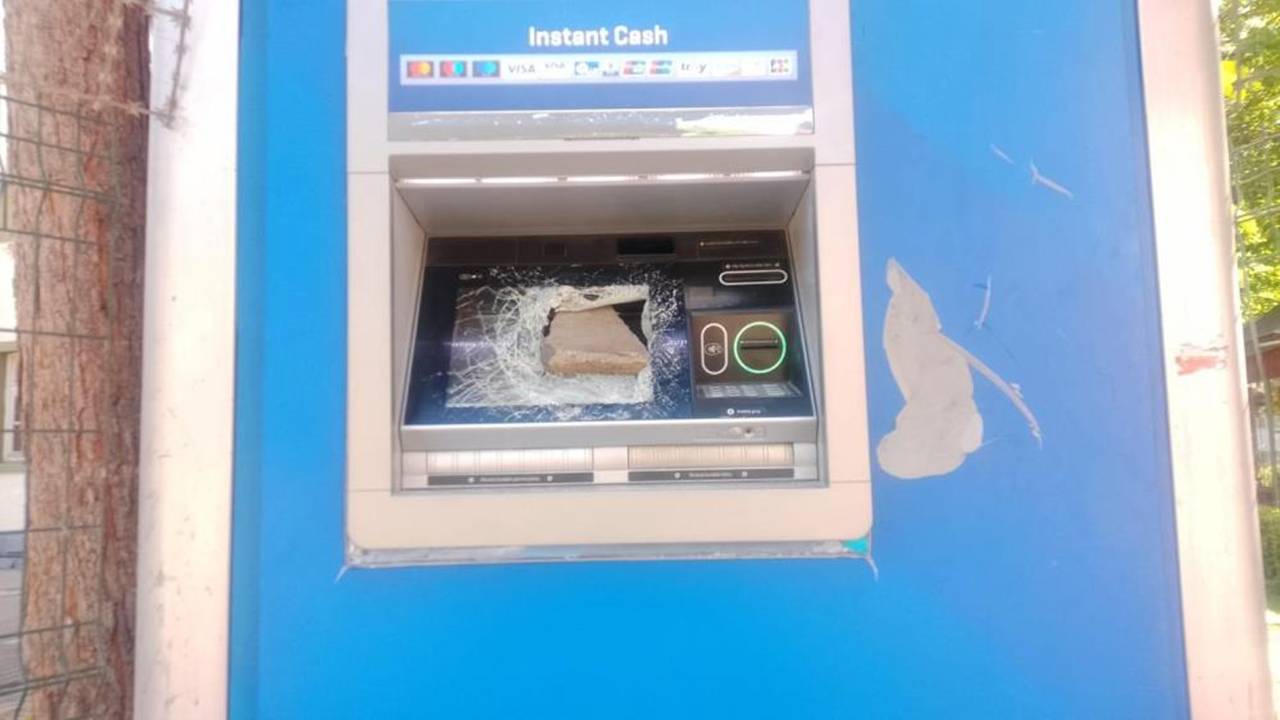 atm.jpg