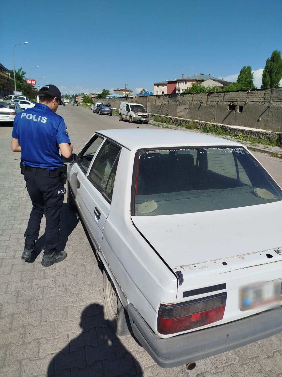 aw482493-02.jpg