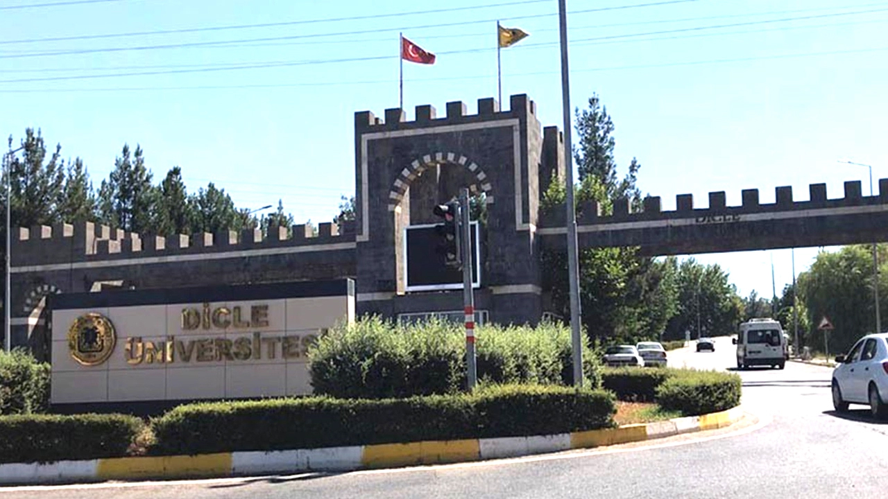 21-001.jpg