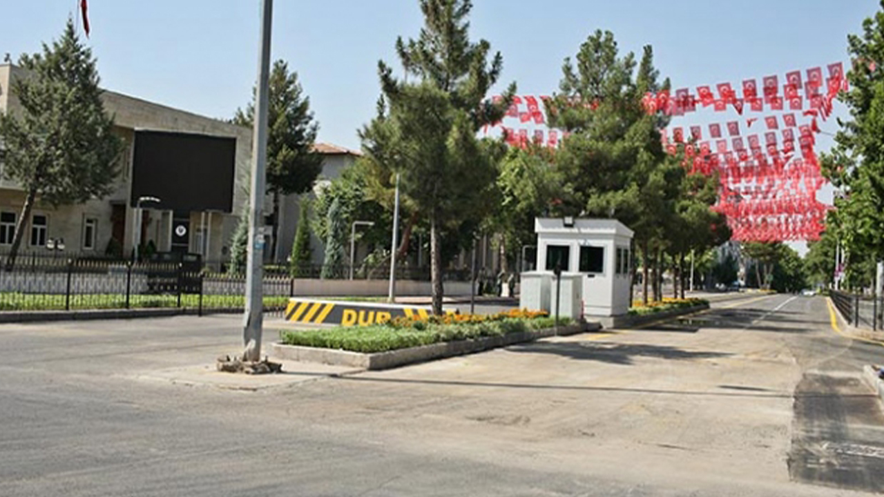 22-002.jpg