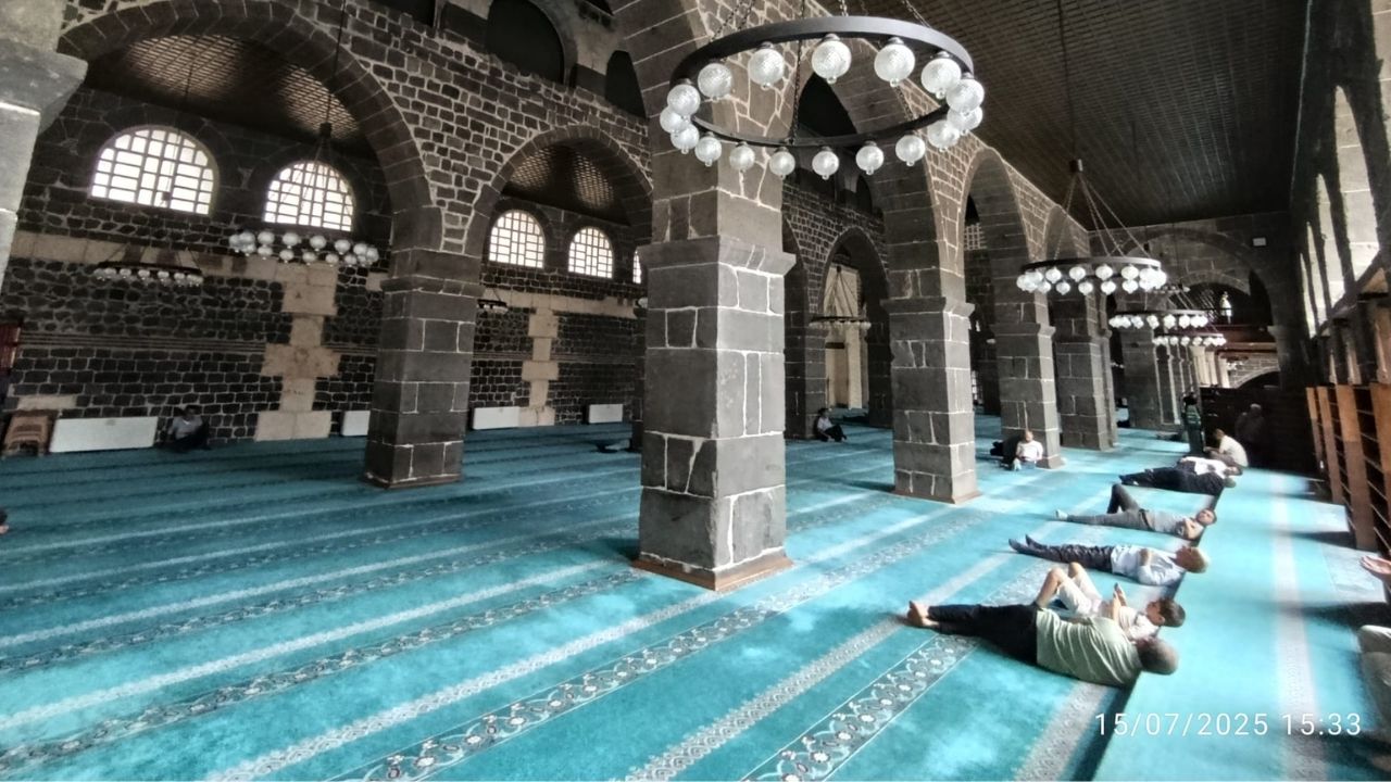 yilmaz-kasap-et-tavuk-2.jpg
