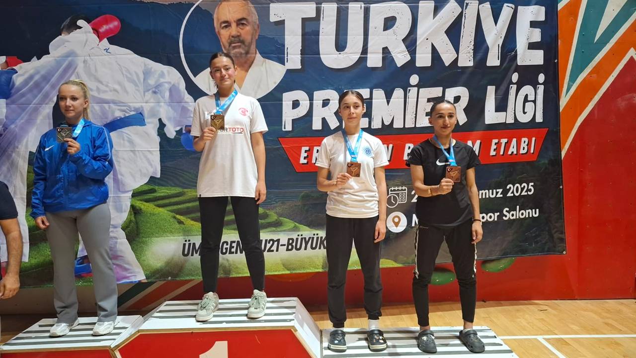 nazli-karate.jpeg