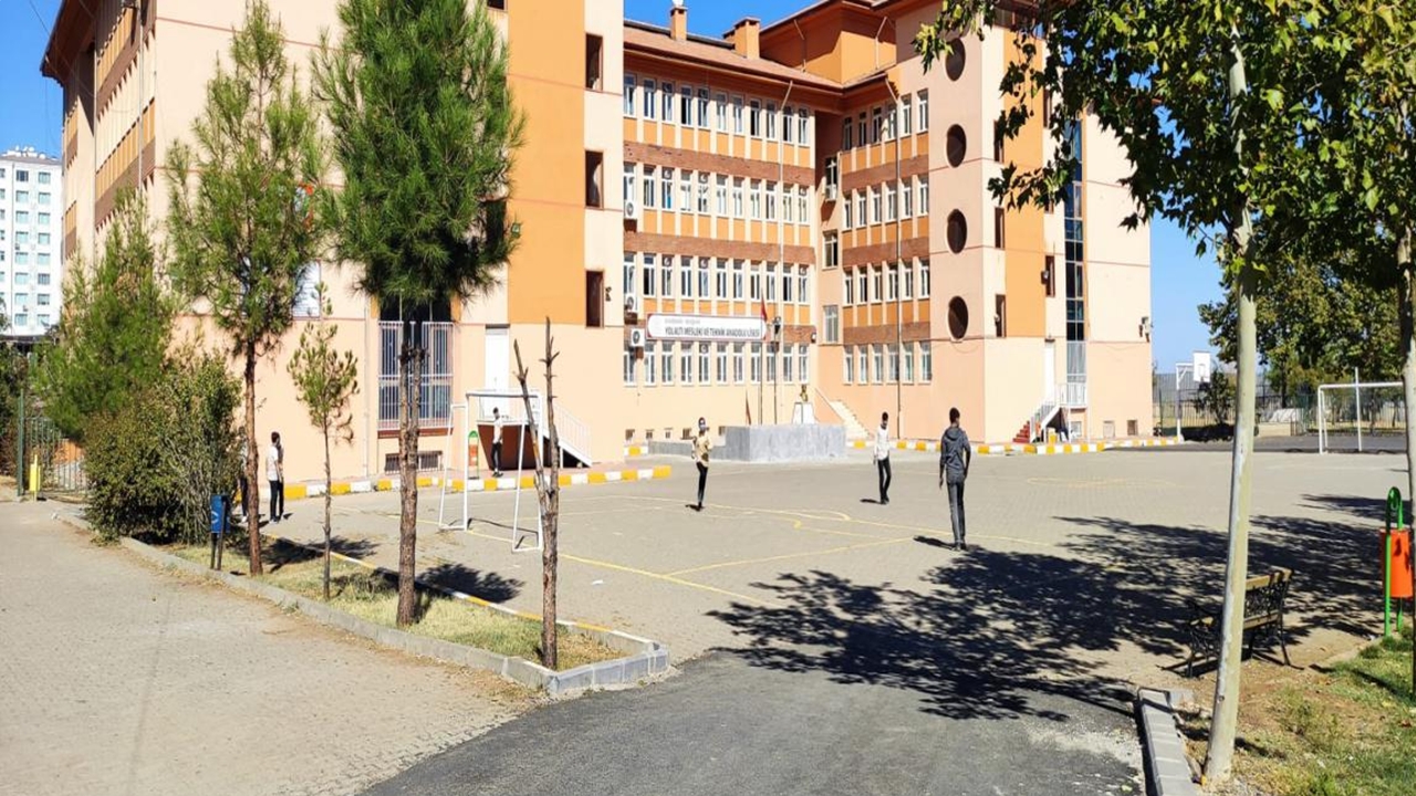 yenisehir-lisce.jpg