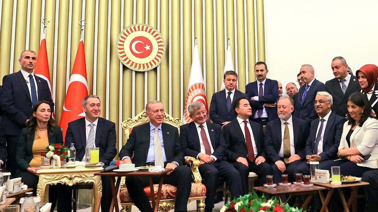 2-002.jpg