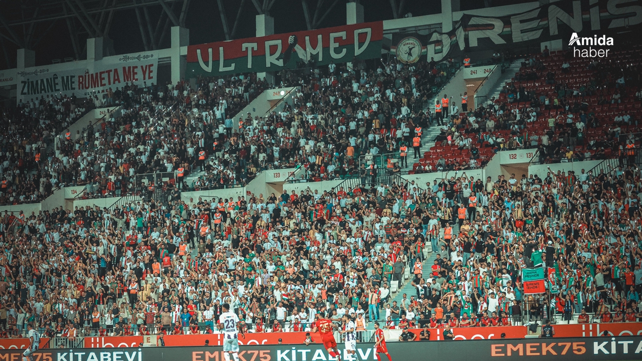 amedspor-taraftar.jpg