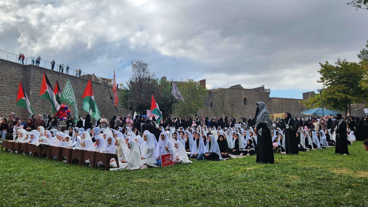 diyarbaki-tesettur-programi-1.jpg