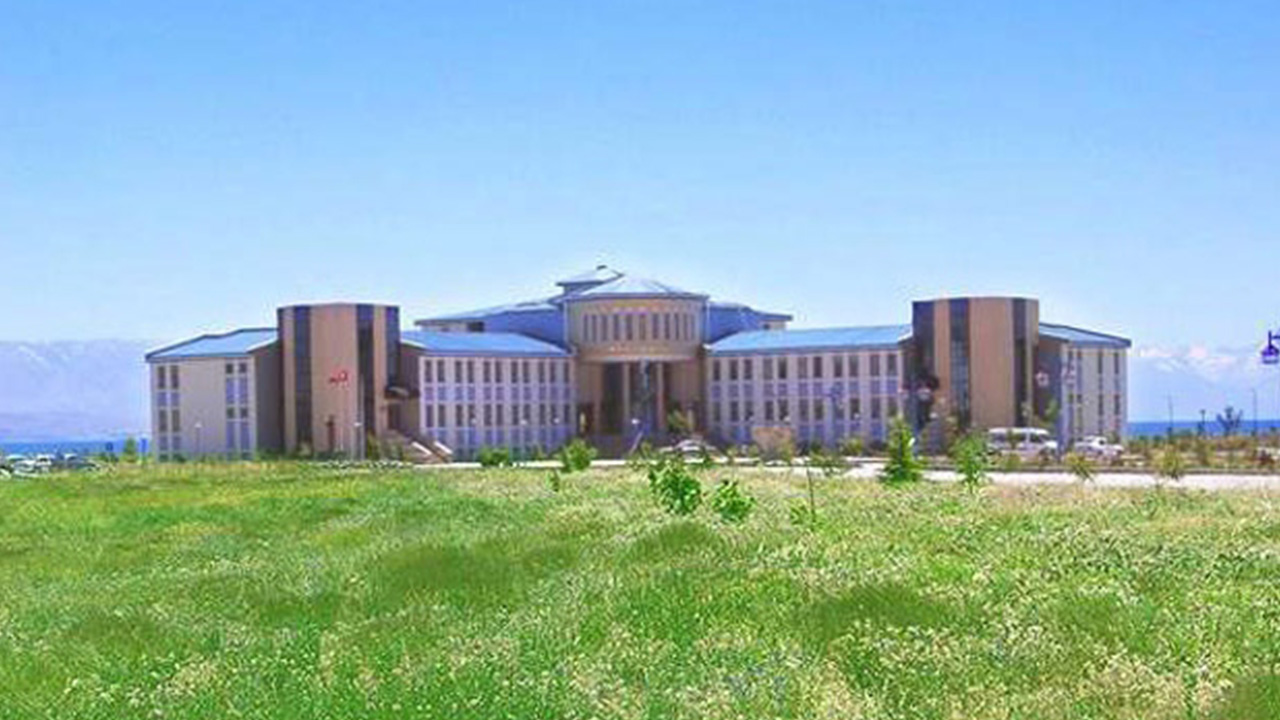 22-001.jpg