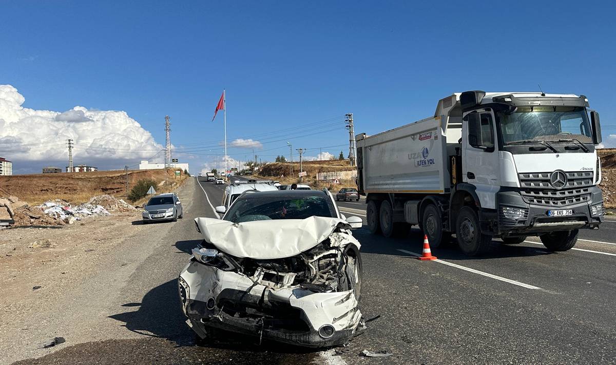 aa-20251022-39486959-39486958-adiyamandaki-trafik-kazalarinda-7-kisi-yaralandi.jpg