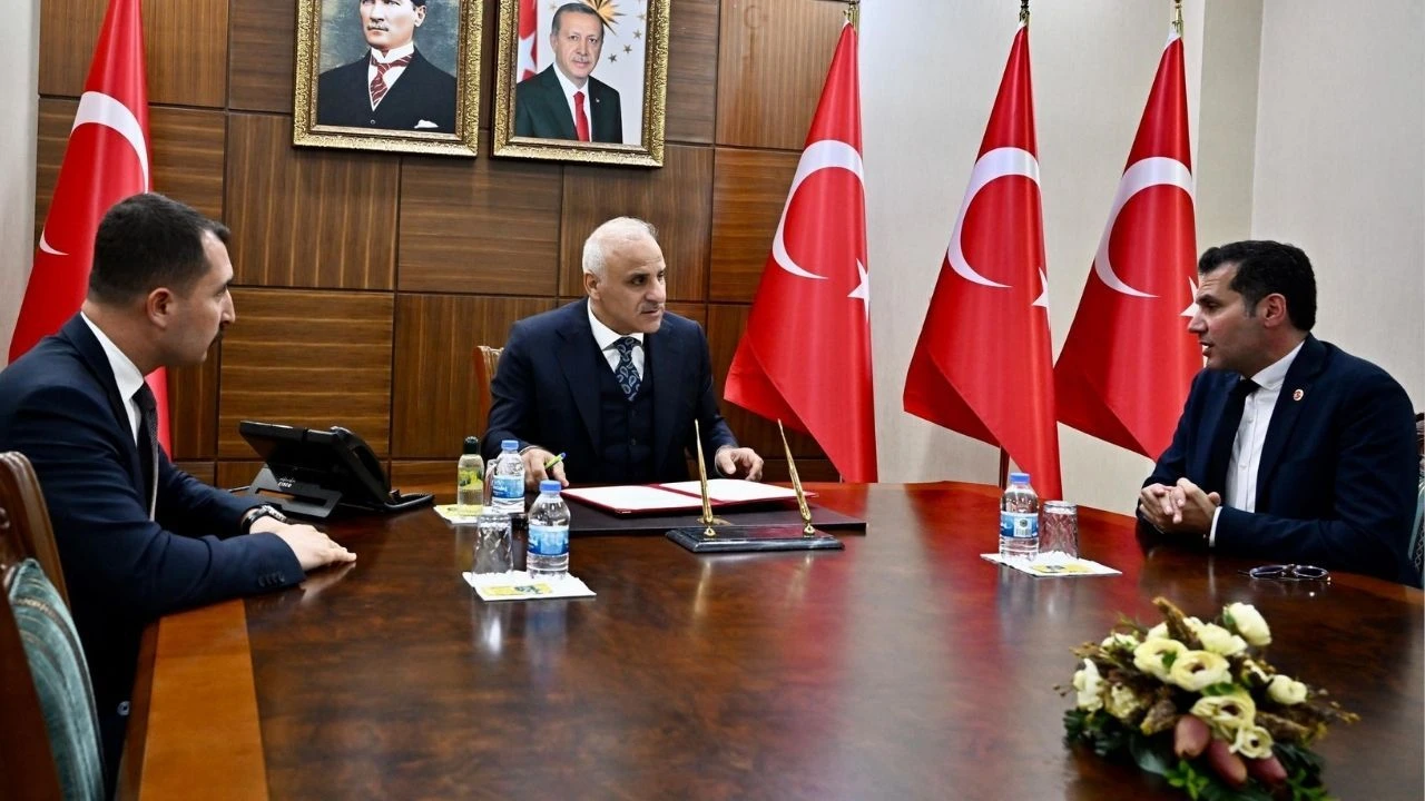 diyarbakir-valisi-2.webp