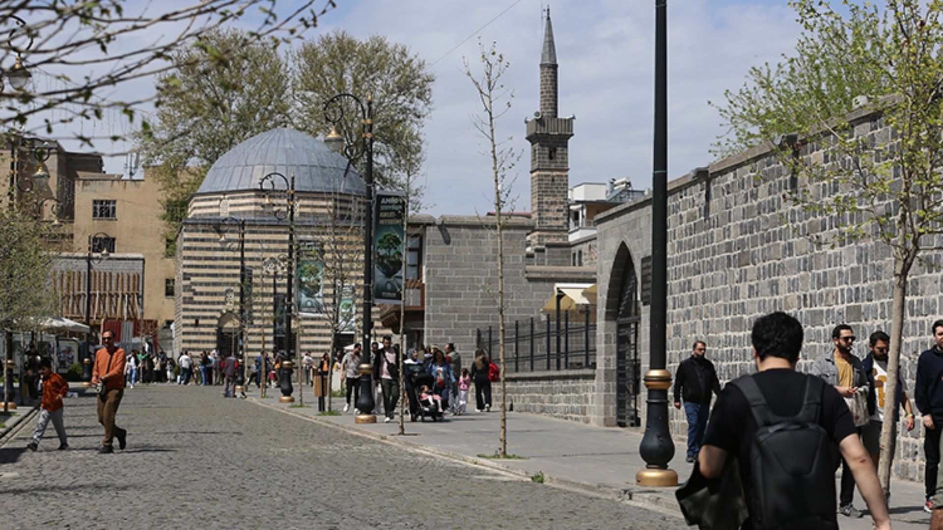 diyarbakir-yanlizlik.jpg