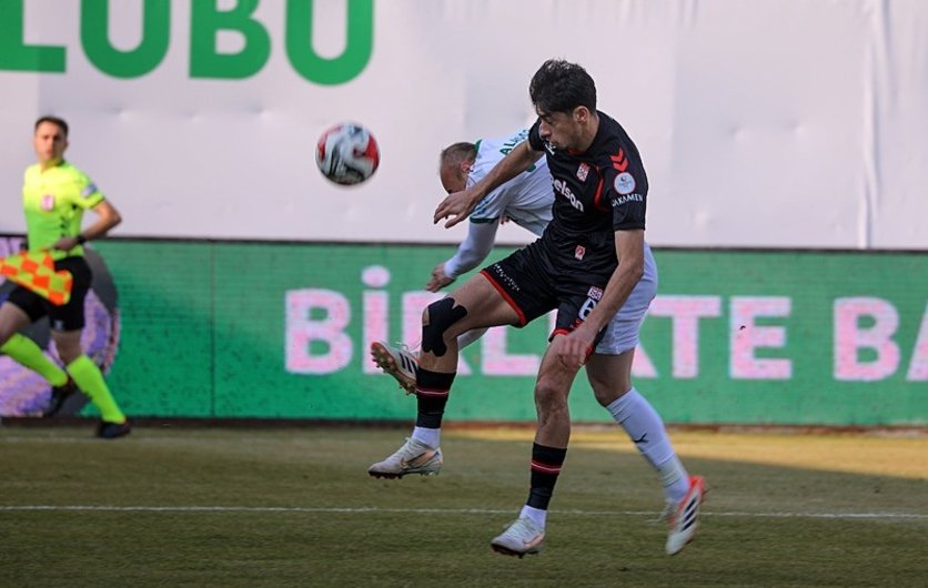 836x530-igdir-fk-ile-sivasspor-yenisemedi-iste-macin-ozeti-1766234657059.jpeg