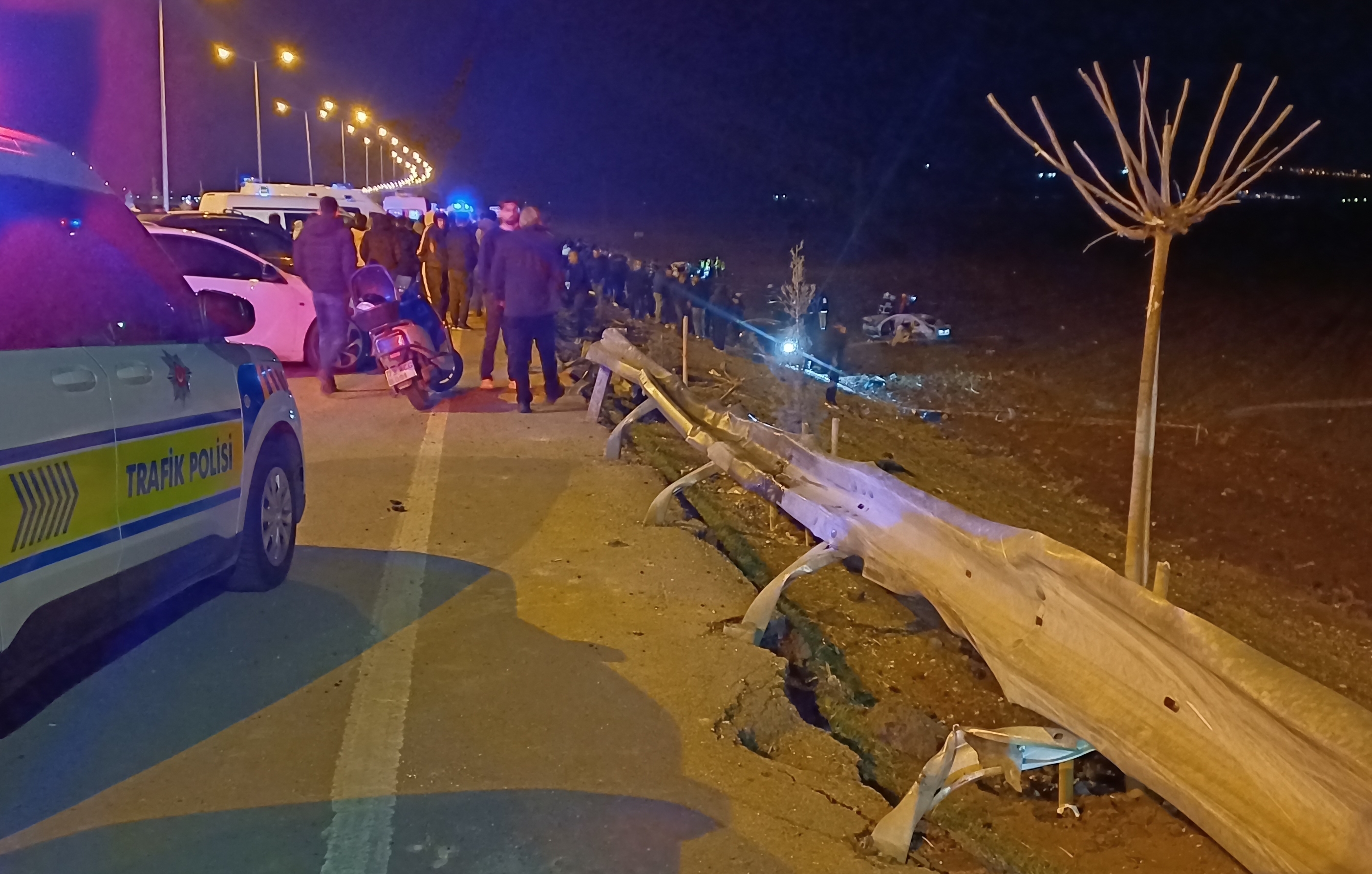 aa-20260112-40235734-40235730-batmanda-iki-otomobilin-carpistigi-kazada-3-kisi-oldu-3-kisi-yaralandi.jpg