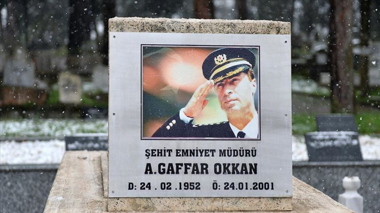 gaffar-okan-1.jpg