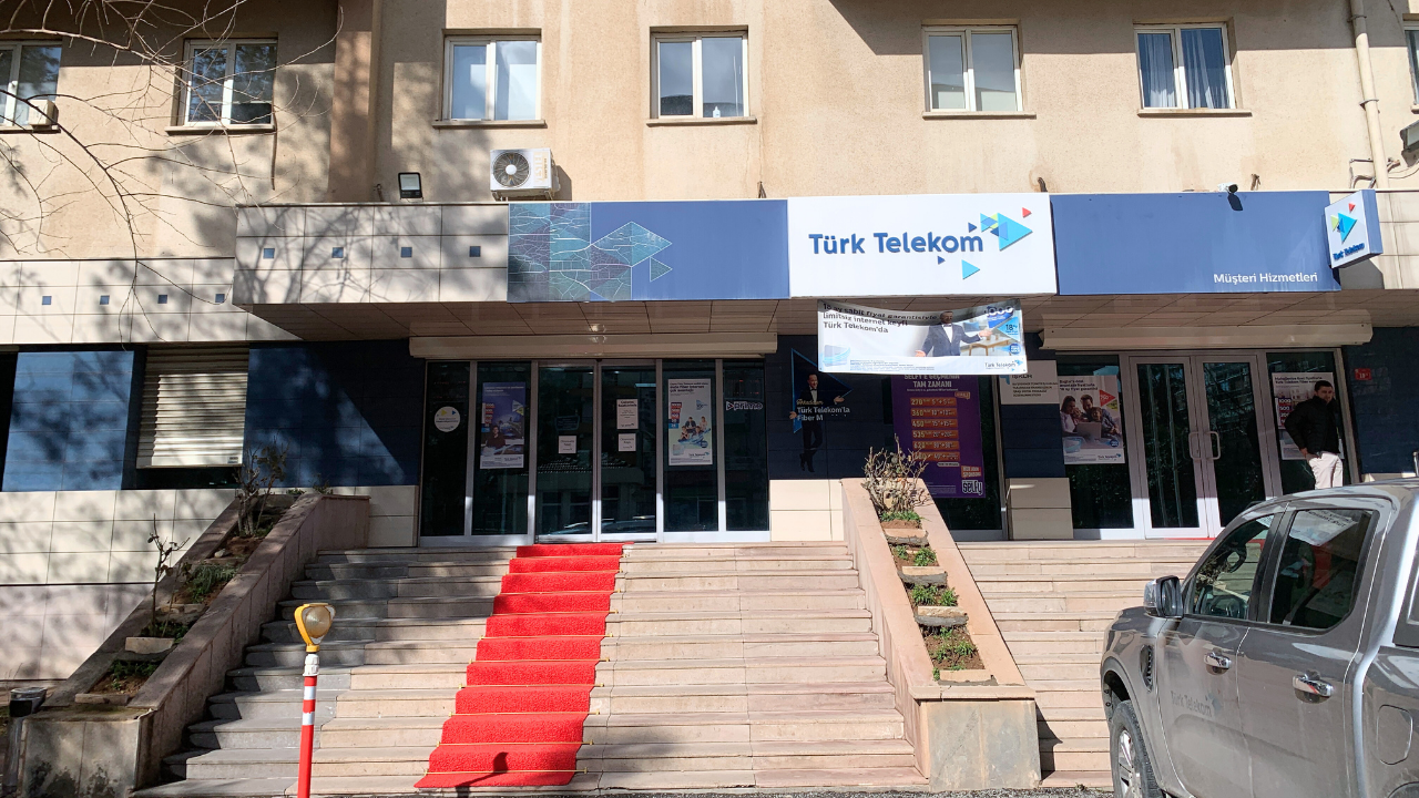 turk-telekom.png