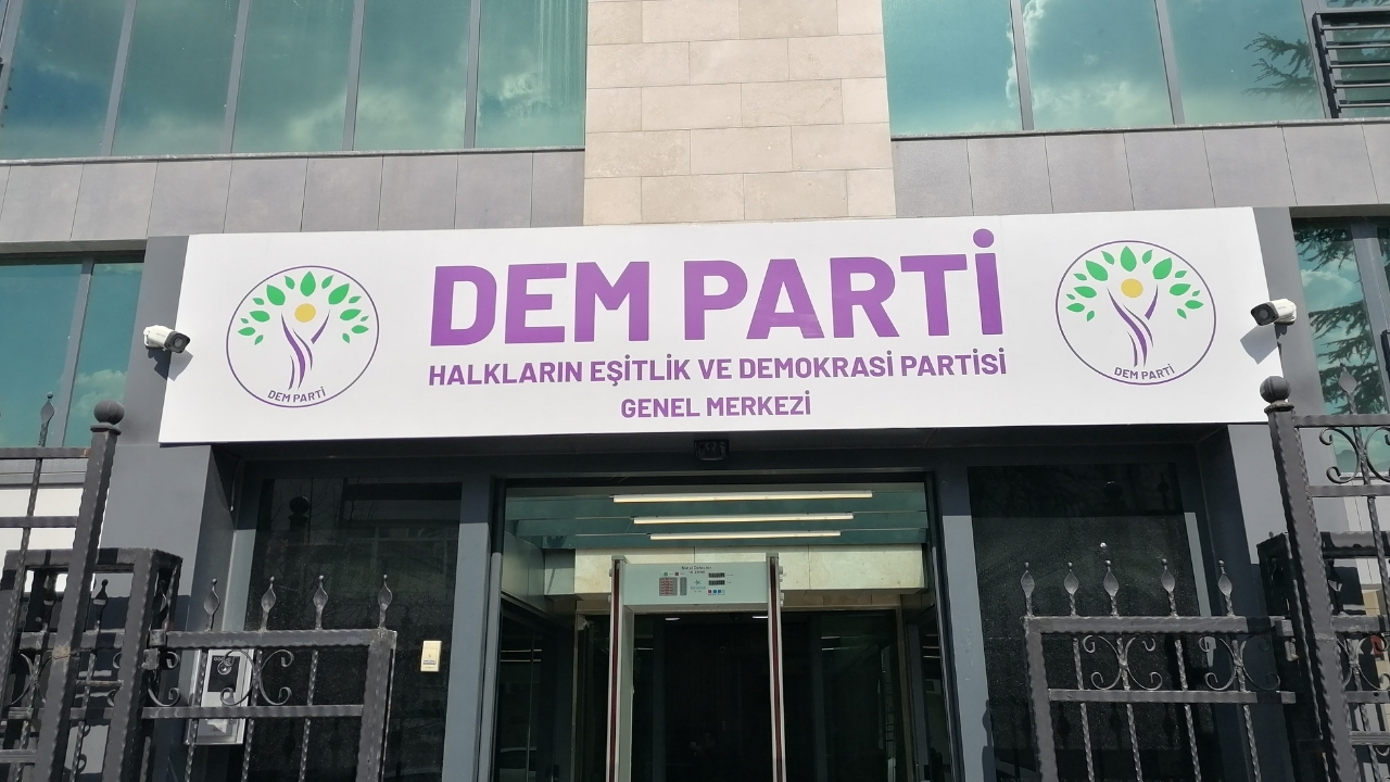 dem-parti-2.jpg