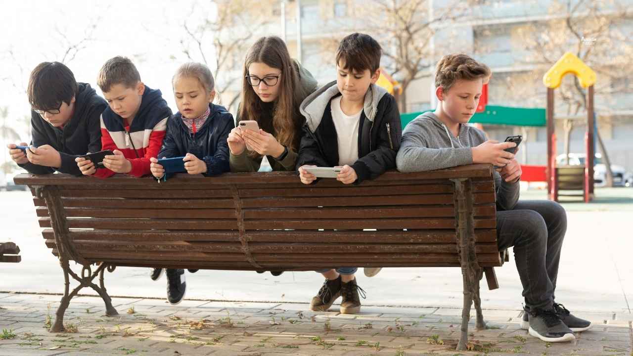 telefon-bagimliligi.jpg