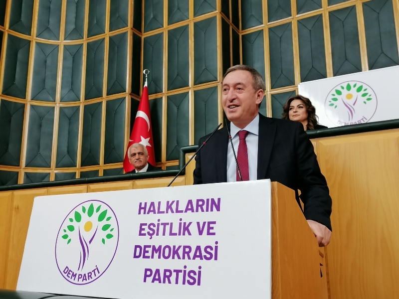 tuncer-bakirhan-2.jpg