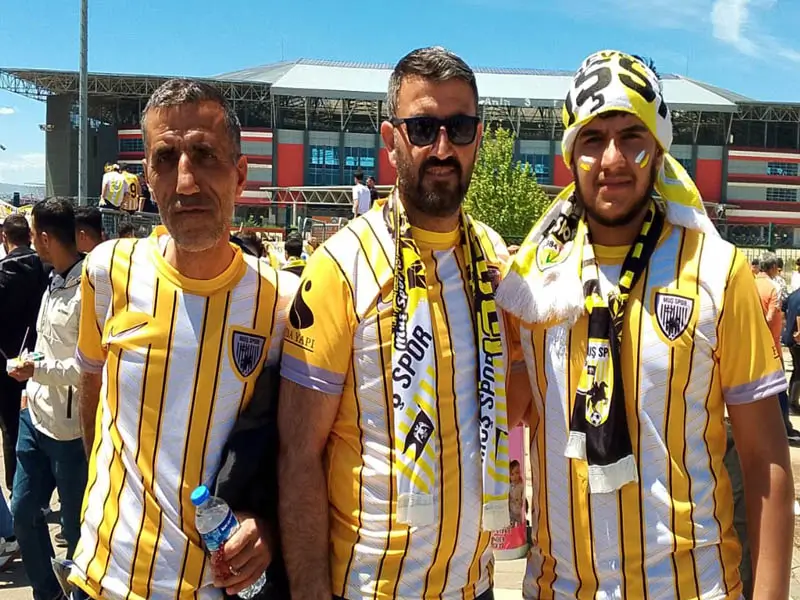 mus-taraftarlari-2jpg.webp