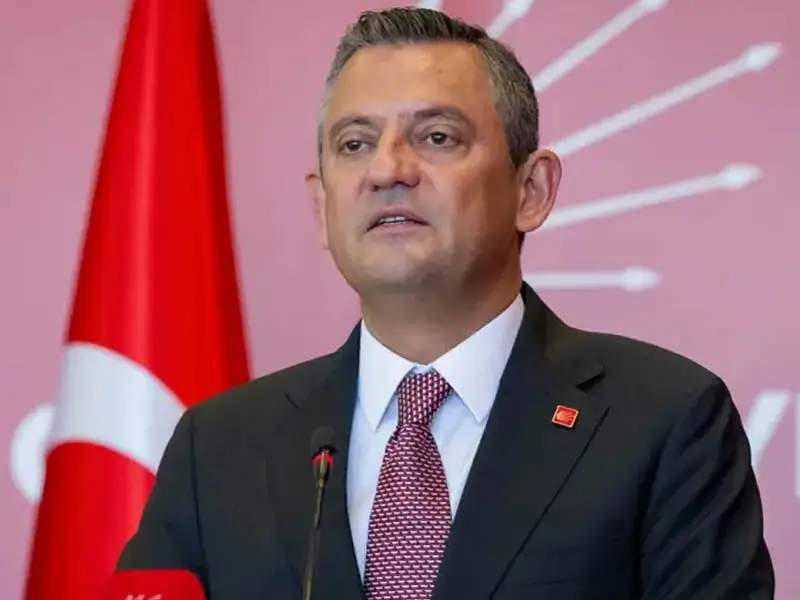 zgur-ozel-akin-gurlek1.webp
