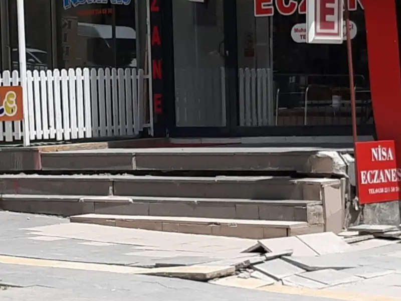 yapi-zarar-gordu-4.webp