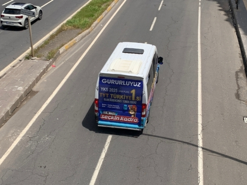 minibus-1.jpg