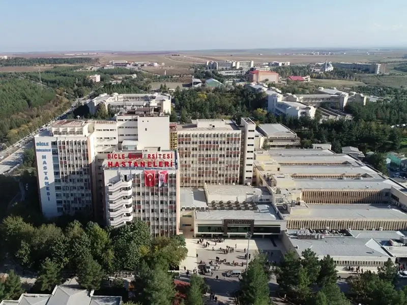 dicle-universitesi.webp