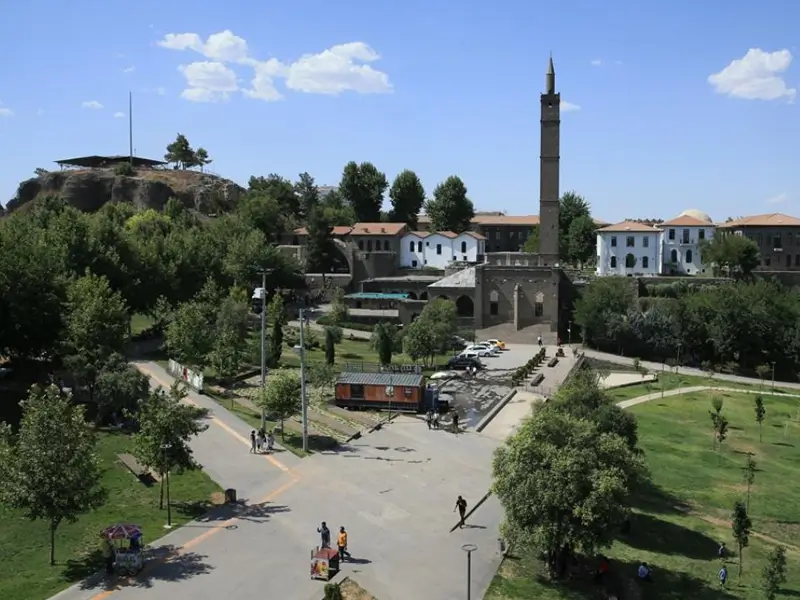 diyarbakir-sicak3.webp