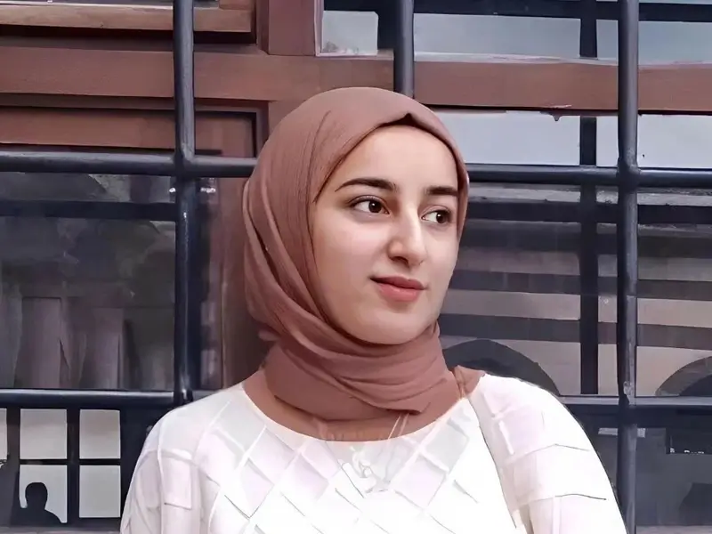 rojin.webp