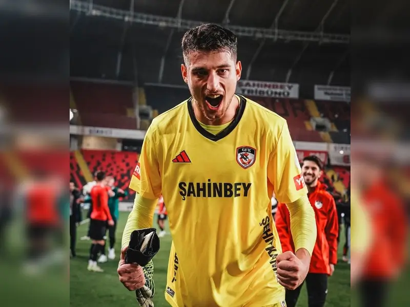 mustafa-burak-bozan.webp