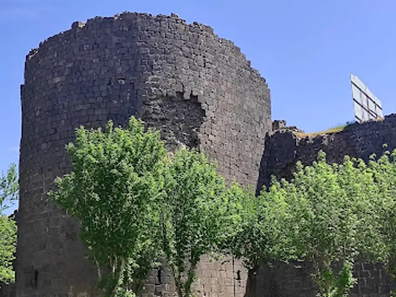 urfa-kapi3.webp