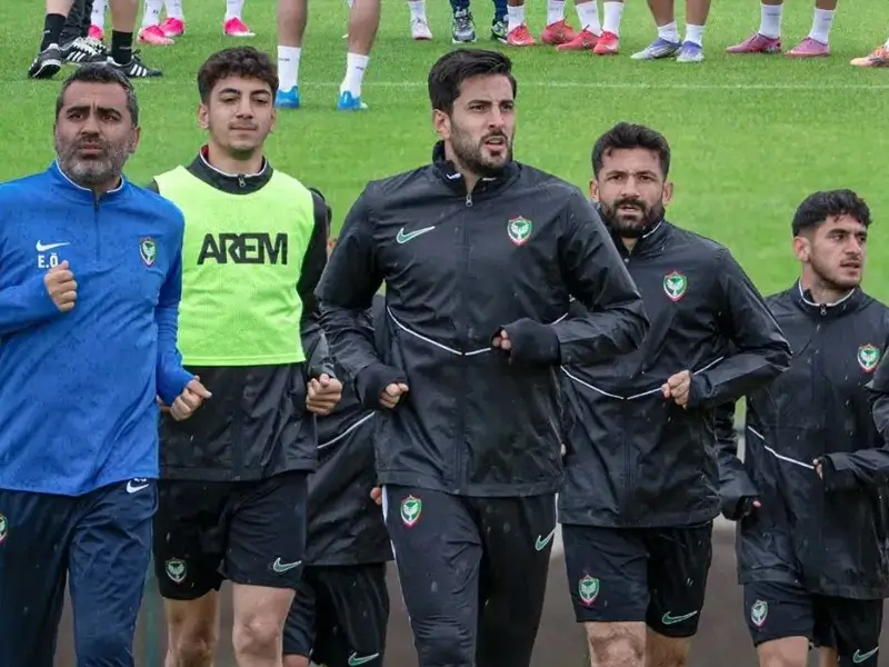 amedspor-dinamo-batumi2.webp