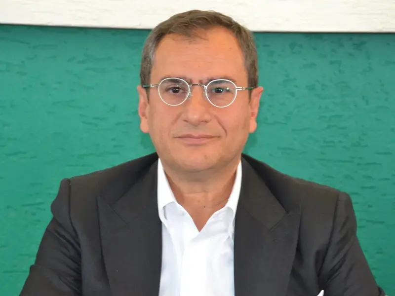 mehmet-hakan-toyy.webp