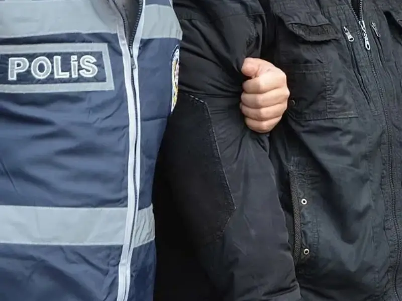 diyarbakirda-3-milyonluk-altin-kavgasi-karakolda-bitti3.webp