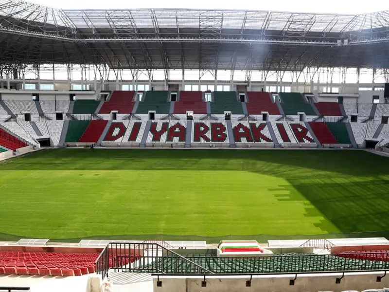 diyarbakir-stadyumu3.webp