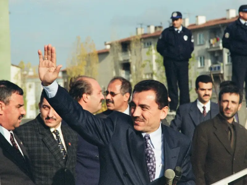 muhsin-yazicioglu.webp