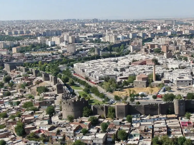 diyarbakirdaki-okul-bodrumlari-aranacak3.webp