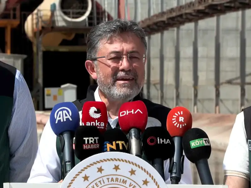 bakan-yumakli3.webp