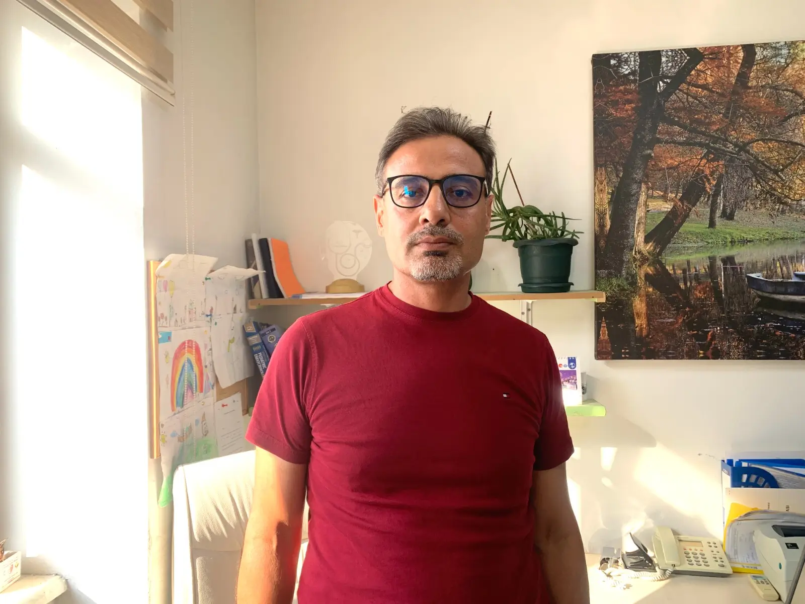 ergenlik-cocuk-1.webp
