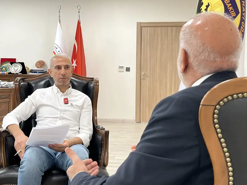 kalici-baris-icin-uc-baslikdemokrasi-hukuk-ekonomi3.webp