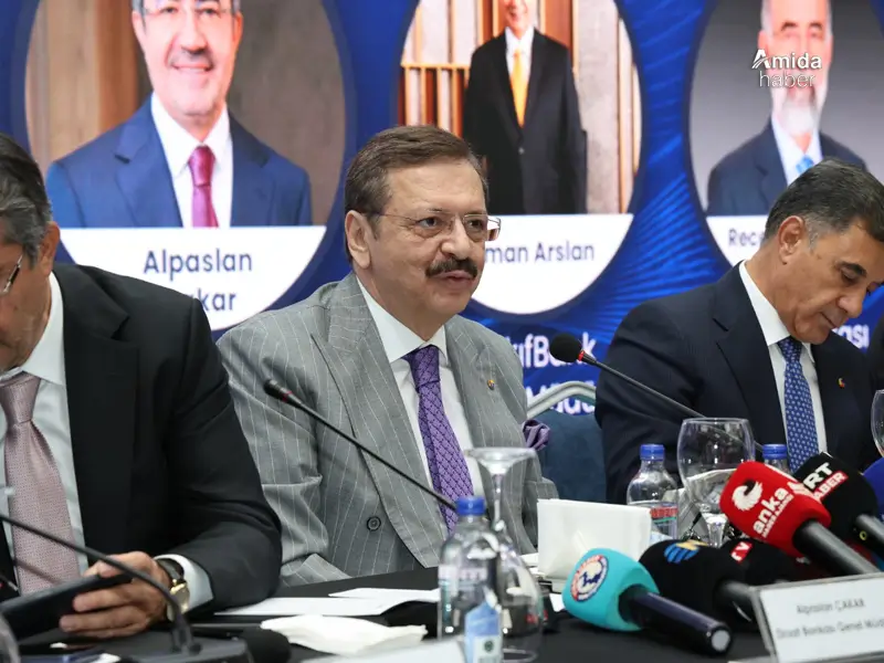 rifat-hisarciklioglu.webp