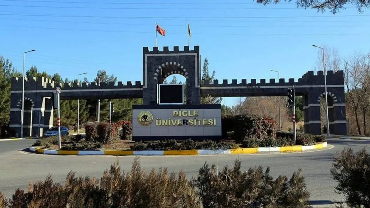 dicle-universitesi.webp