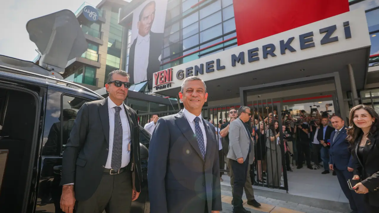 ozel-yeniparti.webp