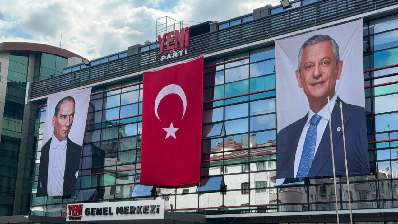 yeniparti.webp